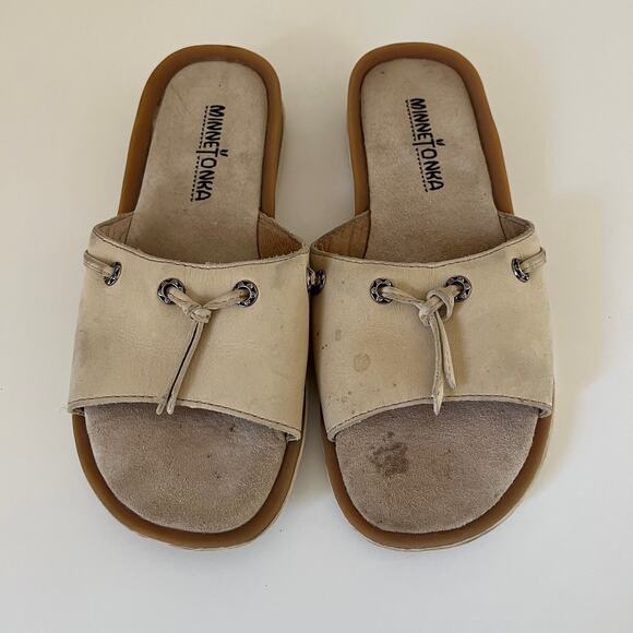 Minnetonka Cream Leather Slide Sandals Women's 6 US - Picture 1 of 8